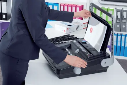 GBC Spiralbindegerät CombBind® C340