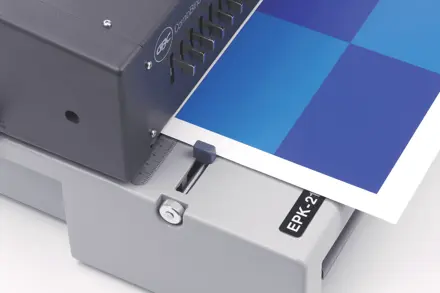 GBC Elektrisches Heftgerät CombBind® C800Pro